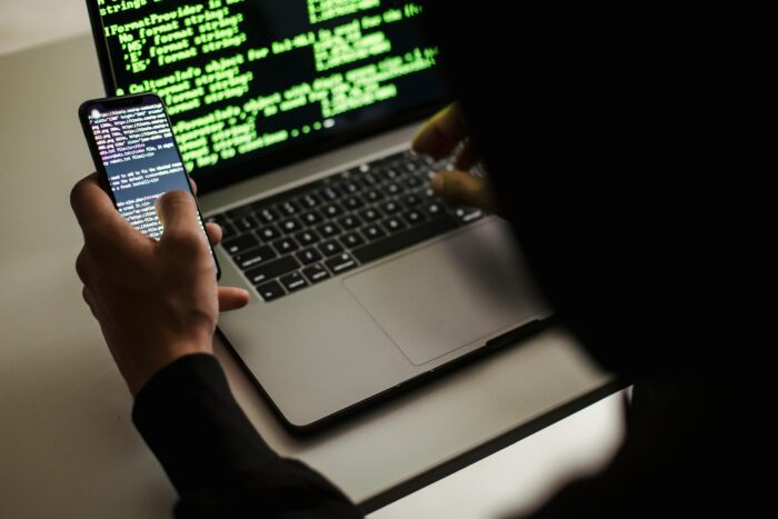 Хто такі розробники, аналітики, DevOps та HR: путівник по IT спеціальностях для новачків - фото №3