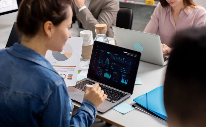 Зарплати Data Analyst в Україні: повний огляд ринку у 2025 році - фото №1