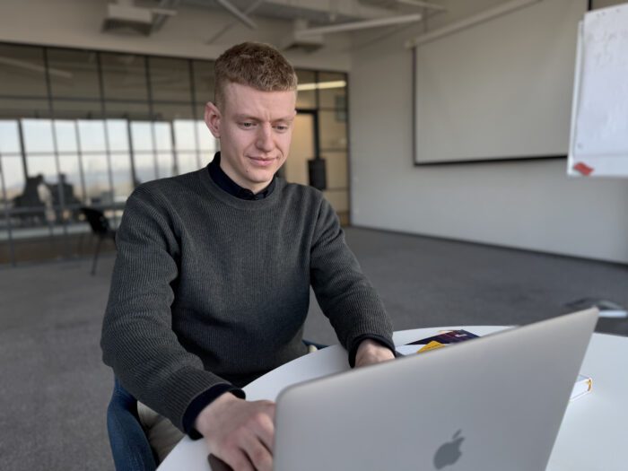 Від офісного працівника до Data Scientist: покрокове керівництво зі зміни професії